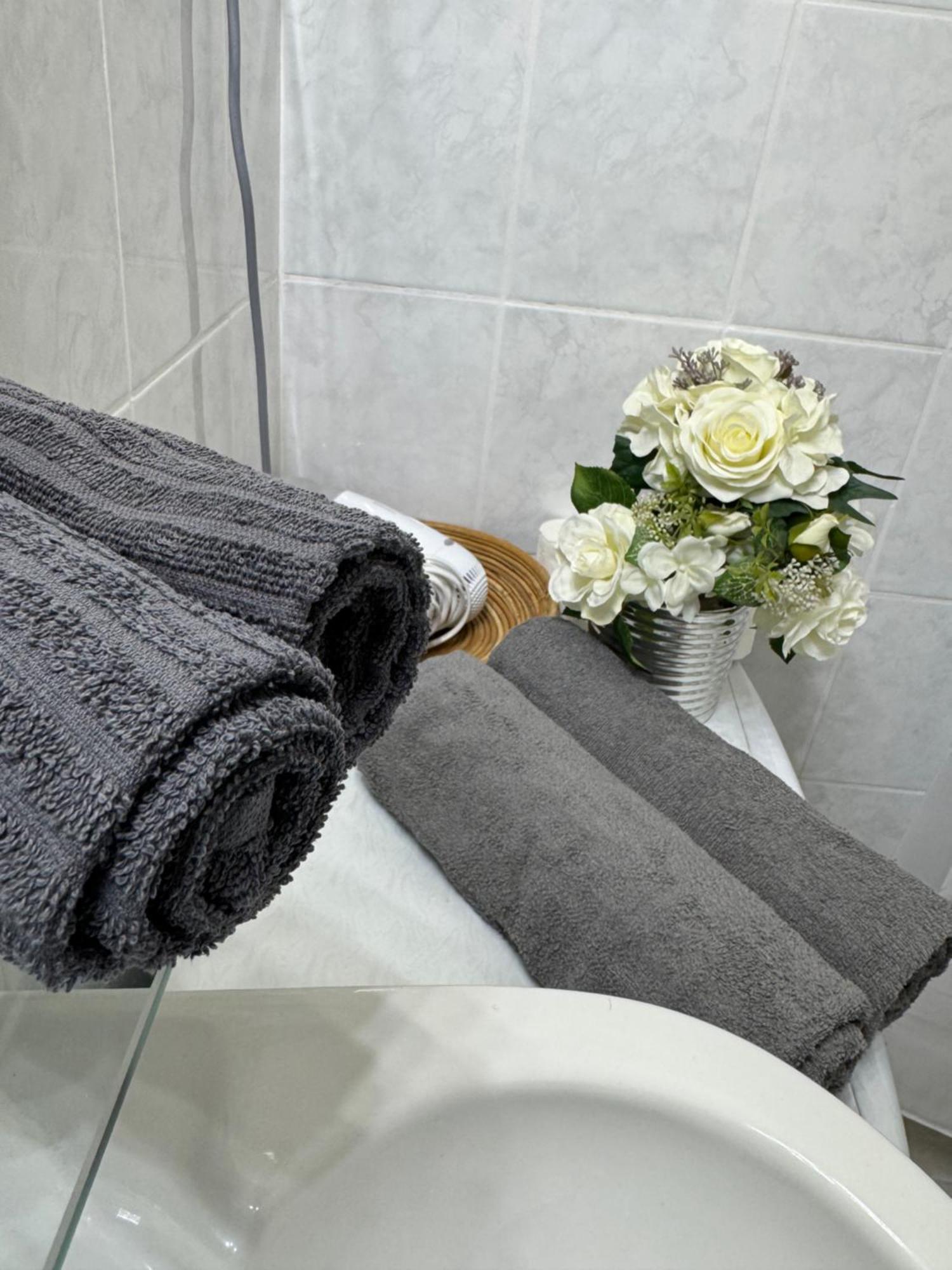 Small Cosy Apartment Near The Famous Westend City Center Budapest Exterior foto